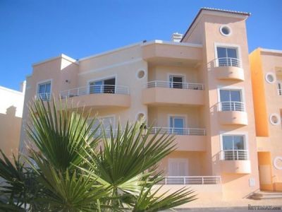 Top floor apartment for sale in Luz..