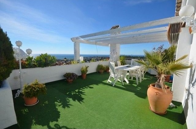 Apartment - Very spacious, south and..