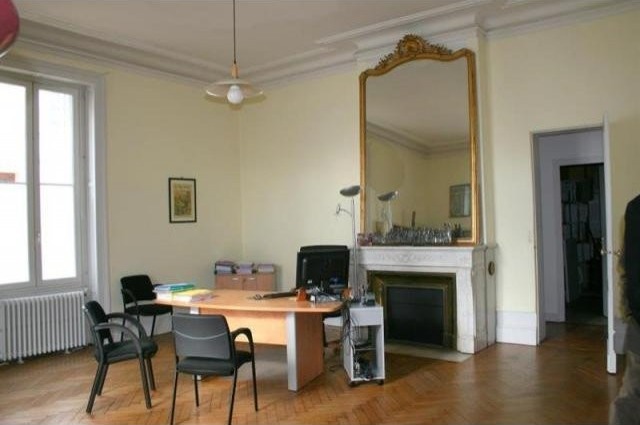 7 bedroom House For Sale: 47200 MARMANDE - 2