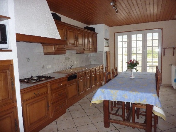 Large 1960s Detached Property - 2