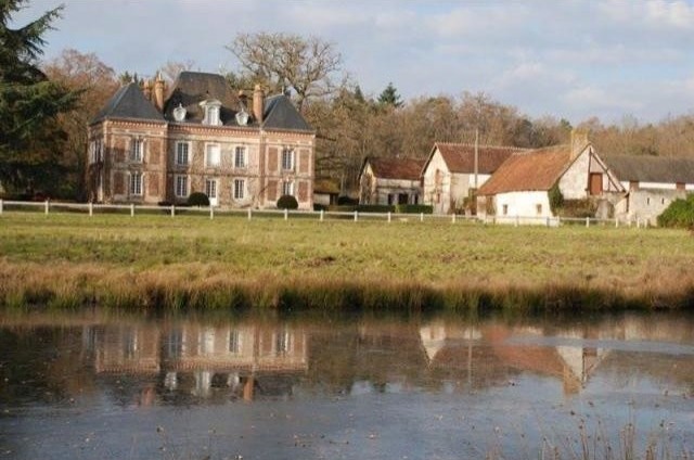7 bedroom Castle For Sale: 45500 GIEN - 2