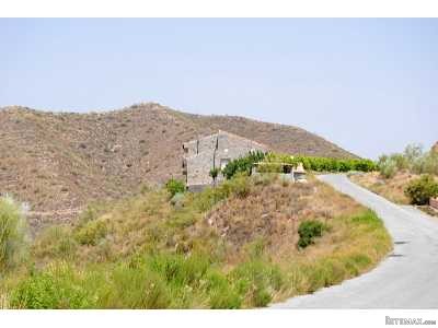 4 Bedrooms - Villa - Almeria - For Sale