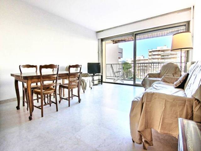 2 bedroom apartment of 75 m2 for sale