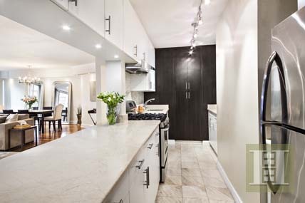 2 bedroom Apartment For Sale: 30 WEST.. - 2