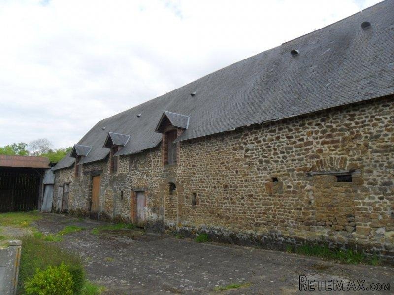 Massive Property to Renovate - 2