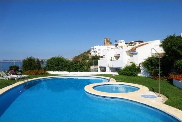 Apartment - Cosy duplex flat..