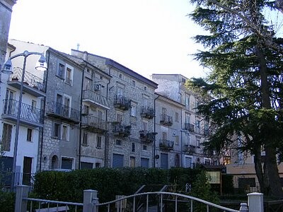 4 Storey habitable townhouse in a..