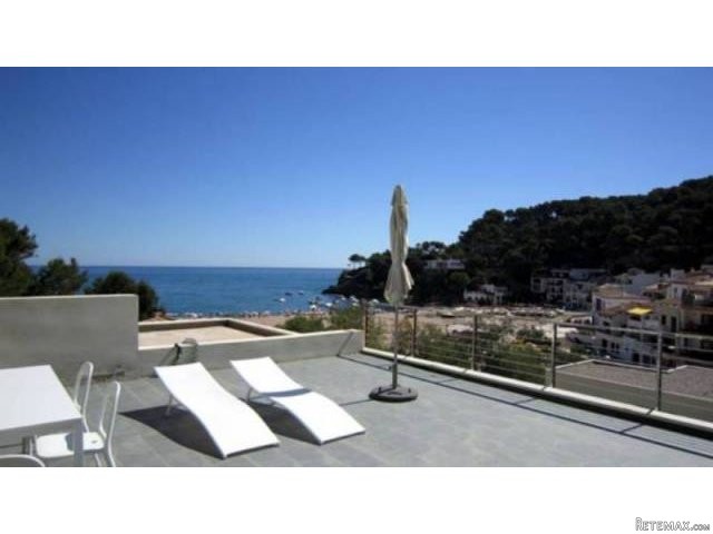 DUPLEX-APARTMENT NEAR THE BEACH OF SA..