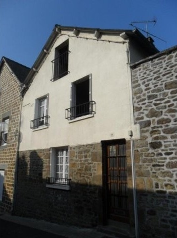 House in a Small Market Town - 2