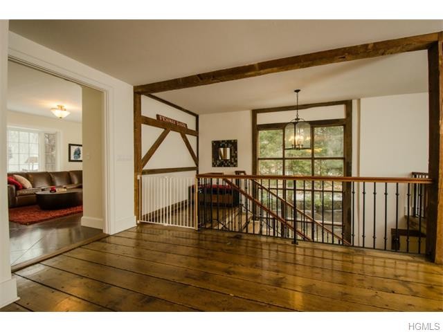 4 bedroom Residence For Sale: South.. - 2