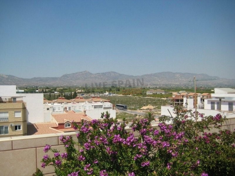 2 bedroom, 2 bathroom Apartment, (build..