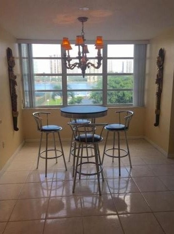 2 bedroom Flat For Sale: 2750 NE 183 ST.. - 2