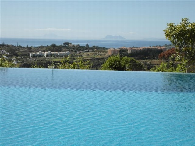 2 Bedrooms - Apartment - Malaga - For..
