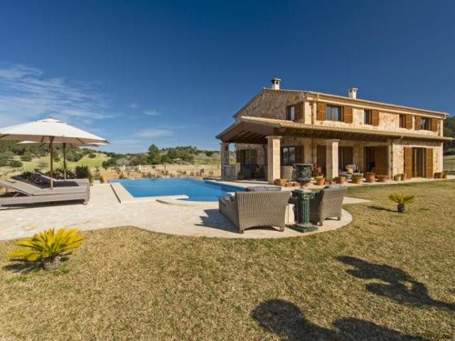 Excellent quality country house with.. - 2