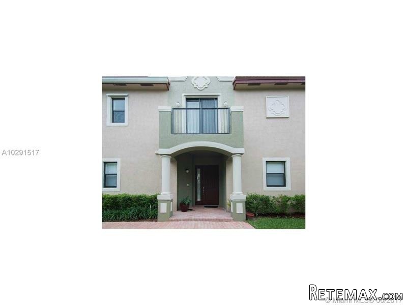 4 bedroom Town House For Sale: 784 NE.. - 2