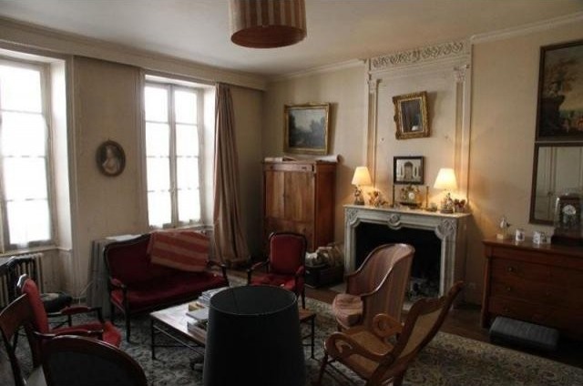 11 bedroom Town House For Sale: 86000.. - 2
