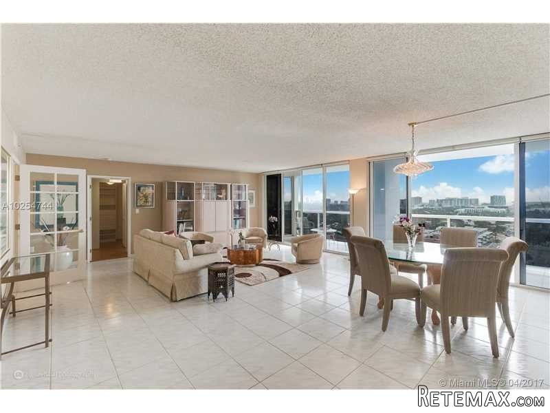 2 bedroom Flat For Sale: 1900 Sunset.. - 2