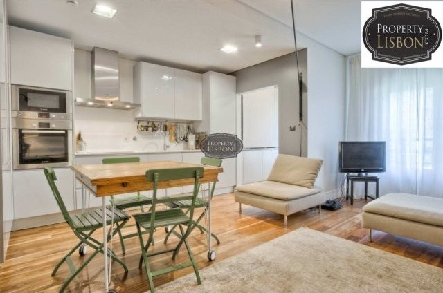 Newly Built 1 Bedroom Lisbon Apartment..