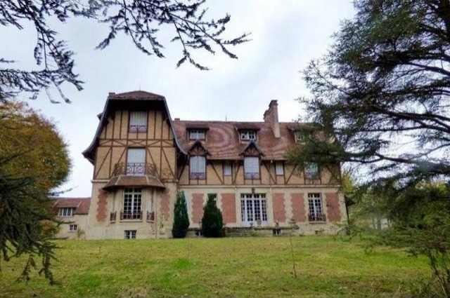 6 bedroom Character For Sale: 02600.. - 2