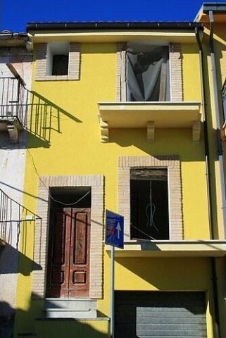 Restored town house in a fantastic.. - 2