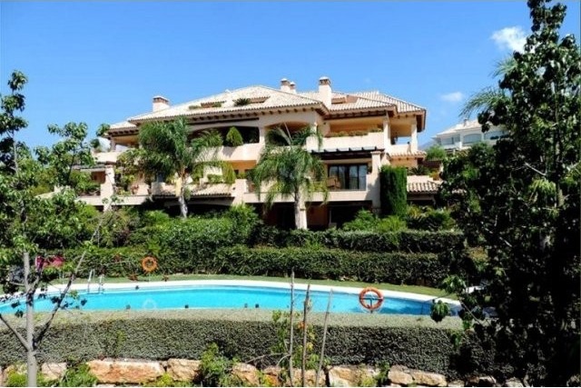 Luxury Apartment in Aloha Park