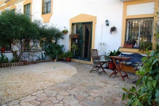 Town House - Modern 3 bedroom, 3.. - 2