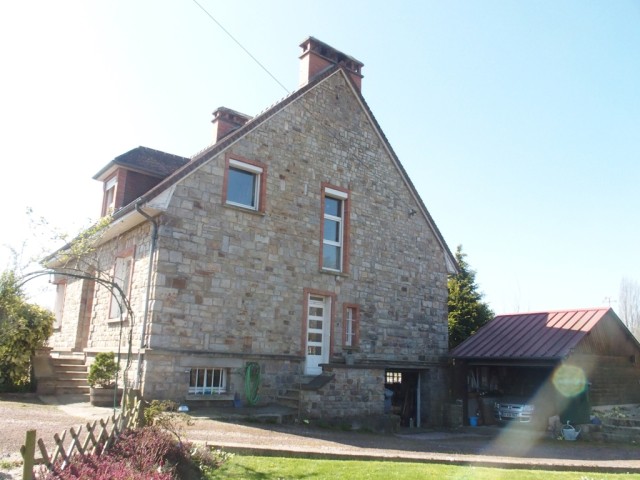Lovely Detached French House - 2