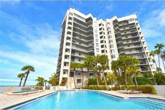 2 bedroom Property For Sale: 1600 GULF..