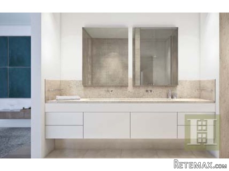 6 bedroom Apartment For Sale:429 KENT.. - 2