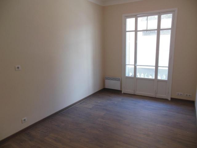 Excellent condition two bed in Centre..