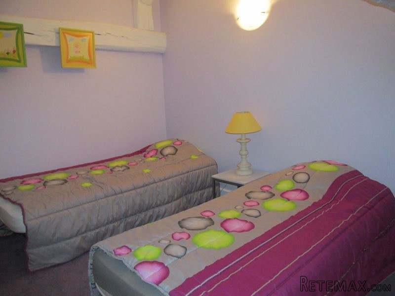 Large Attractive 4 Bed Stone House - 2