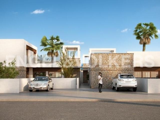 New build villas at excellent price - 2