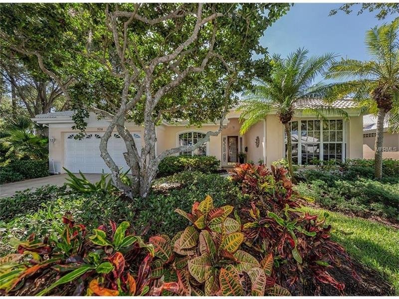 3 bedroom House For Sale: 526 Cheval..