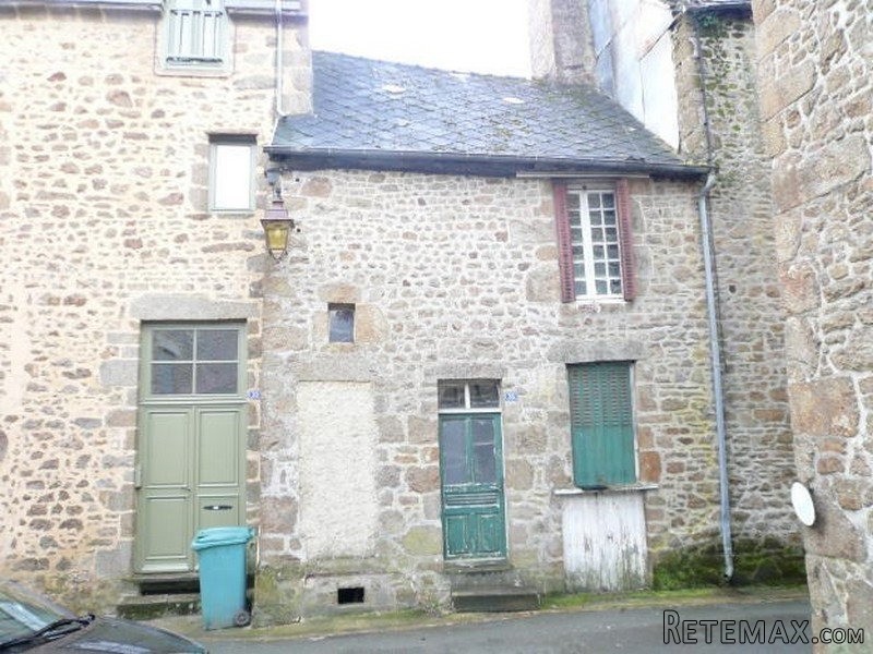 House in Stunning Village
