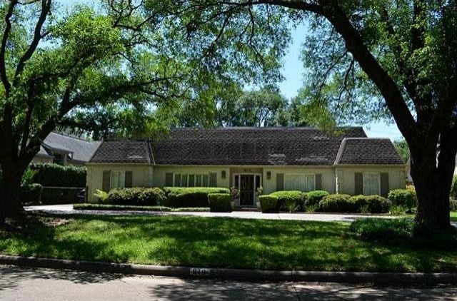 Land For Sale: 910 Old Lake Rd Houston..