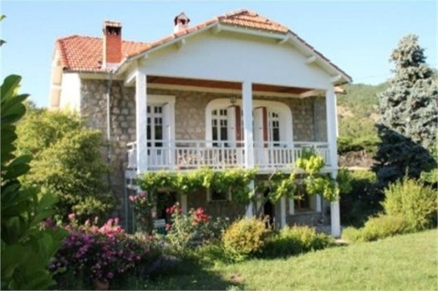1930s Stunning Stone Built Property..