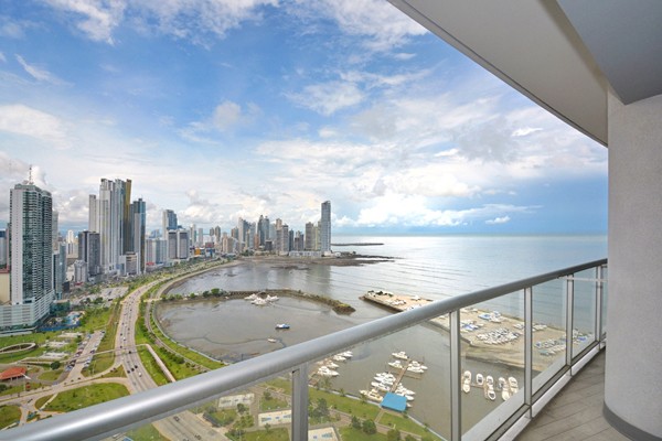 Amazing Yacht Club Tower For Sale..