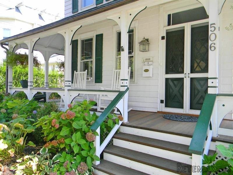 4 bedroom Detached House For Sale: 506.. - 2