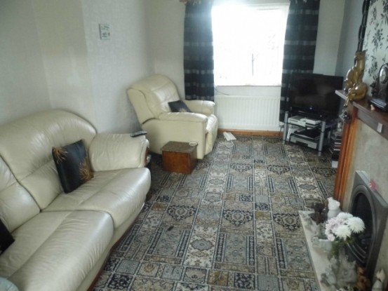 3 bedroom, End Of Terrace House house.. - 2