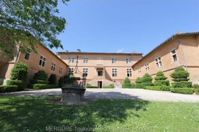 13 bedroom Castle For Sale: 32130 GERS
