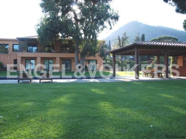 Mediterranean style with impact views