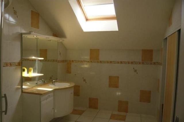 5 bedroom Flat For Sale: 86360 MONTAMISÉ - 2