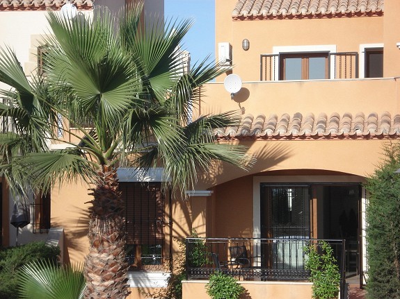BEAUTIFUL BUHARDILLA STYLE TOWNHOUSE