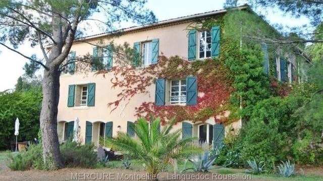 6 bedroom House For Sale: 34120 PEZENAS - 2