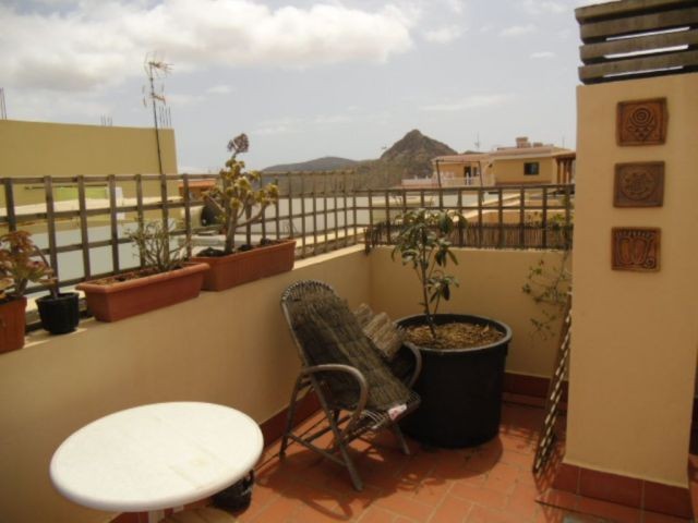 First floor, Edif Panama, Buzanada..