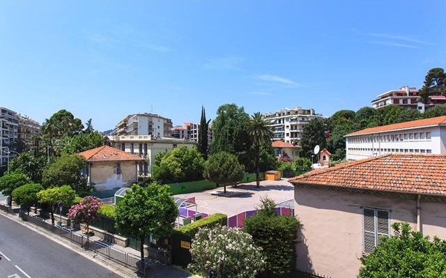 Charming two bed in Cimiez - 2