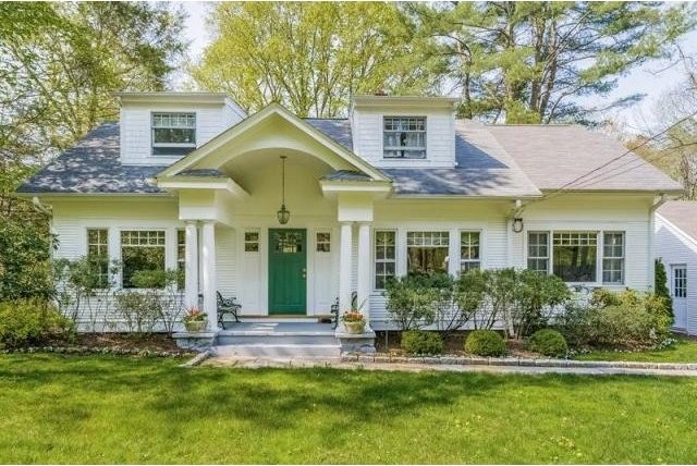 4 bedroom Residence For Sale:..
