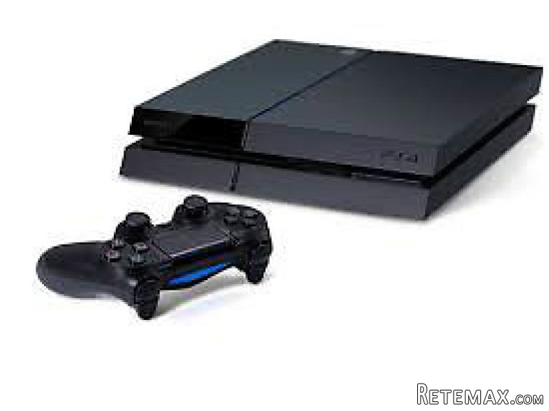 Ps4 with 3 games