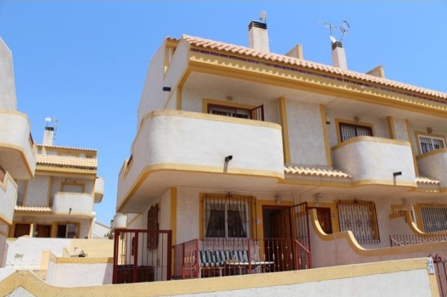 Semi-Detached for sale 114.950 €..