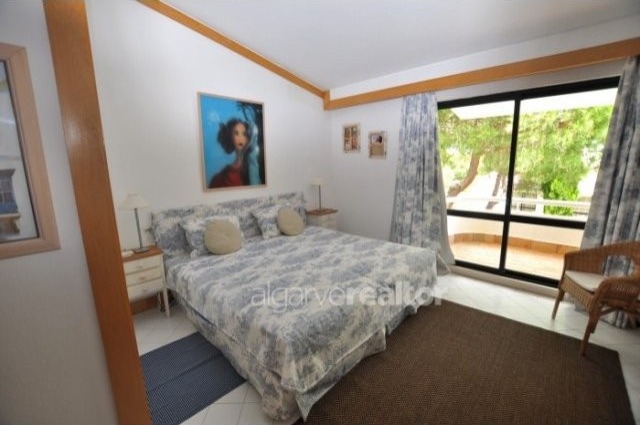 Charming 1 Bedroom Apartment - 2
